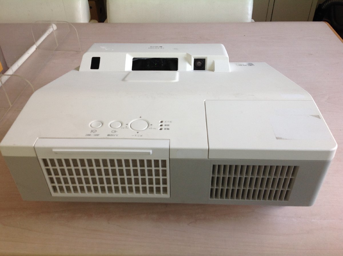 HITACHI 日立 液晶プロジェクター CP-TW3005 1台 10-16-C 大阪発日立