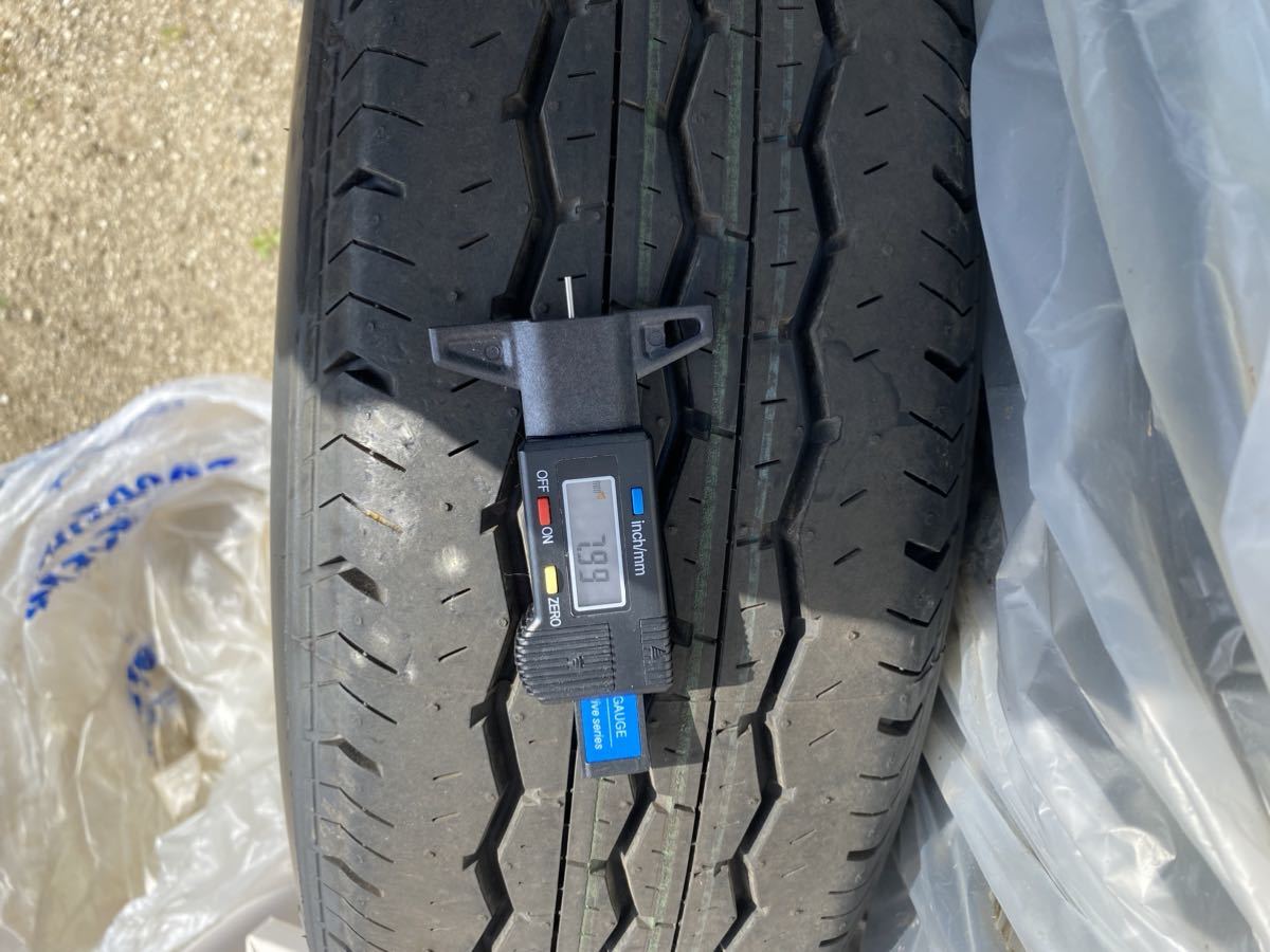 新車外し ハイエース 純正ホイール＆タイヤセット 195/80R15 105/107N