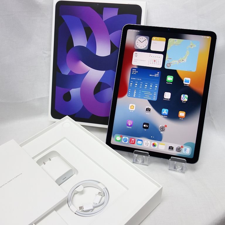 超美品 *Apple保証23年5月24日* iPad Air 第5世代 256GB Cel SIMフリー バッテリー98.7% docomo 利用制限2年保証 【k0411-760-0412東】清T