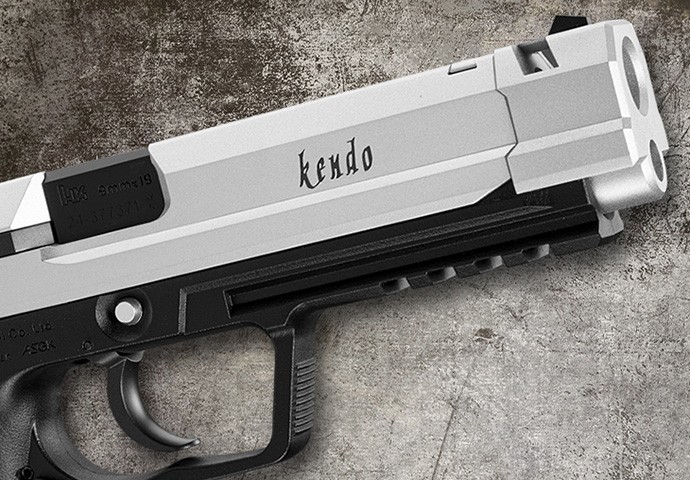 新品 東京マルイ バイオハザード RE:4 限定品 SG-09 R リアルプロップ