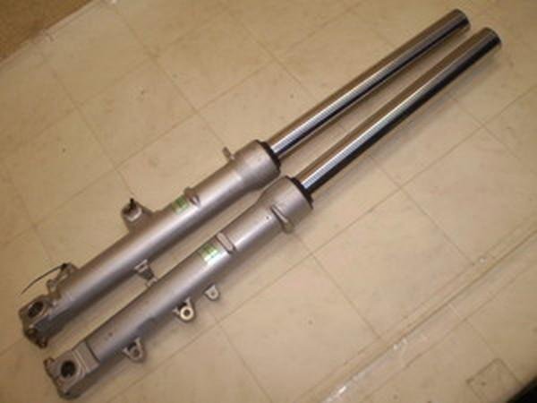HQ0006 パシフィックコースト800 フロントフォーク左右 RC34-1000