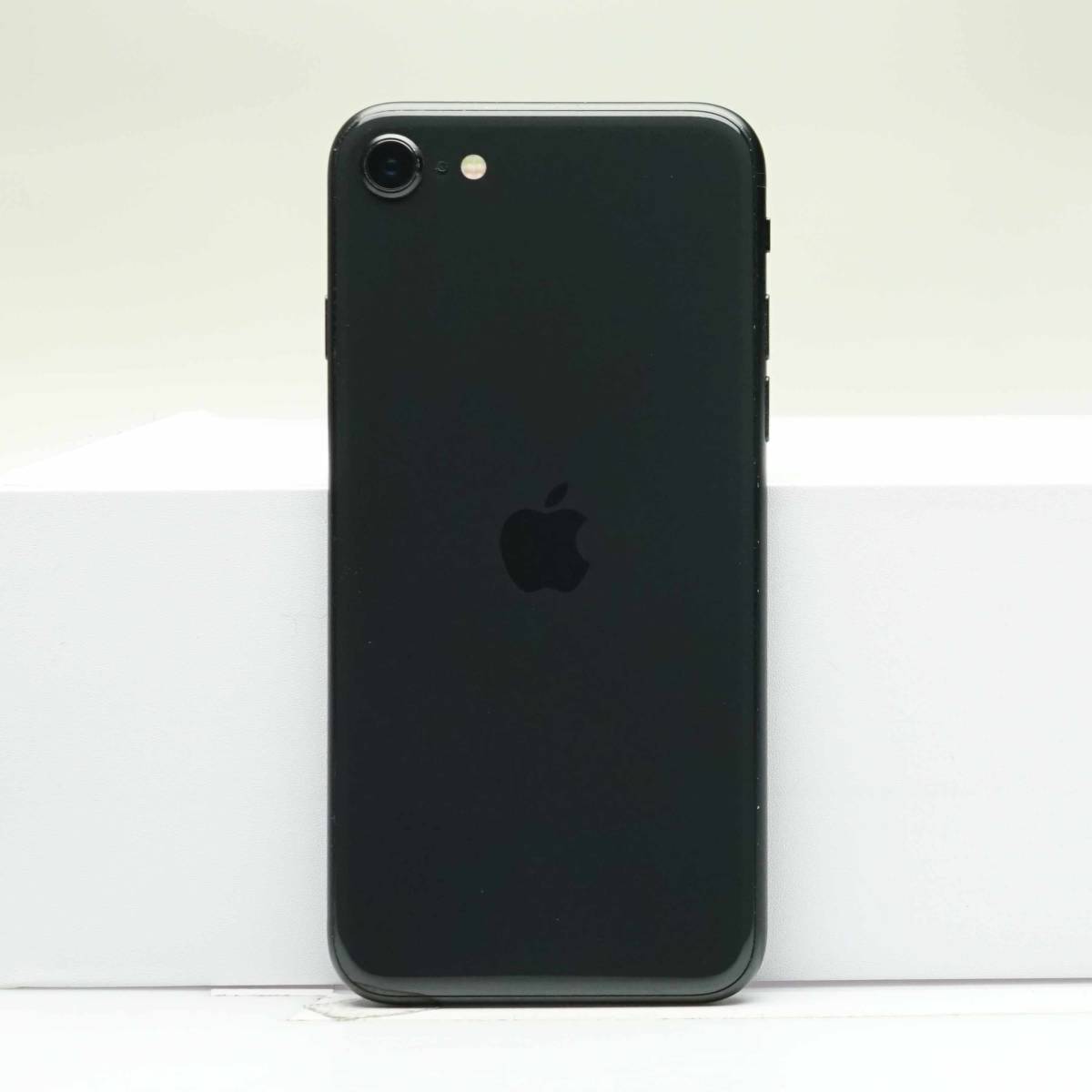Apple iPhone SE2本体 256GB ブラック iPhone SE 第2世代 256GB ブラック SIMフリー Apple iPhone SE