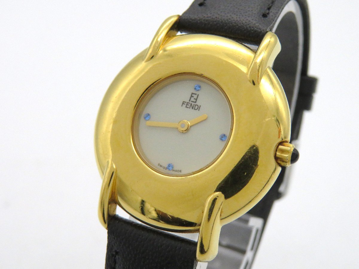 ◆1円◆稼働◆　フェンディ　400J　　白　クオーツ　ユニセックス　腕時計　　D058