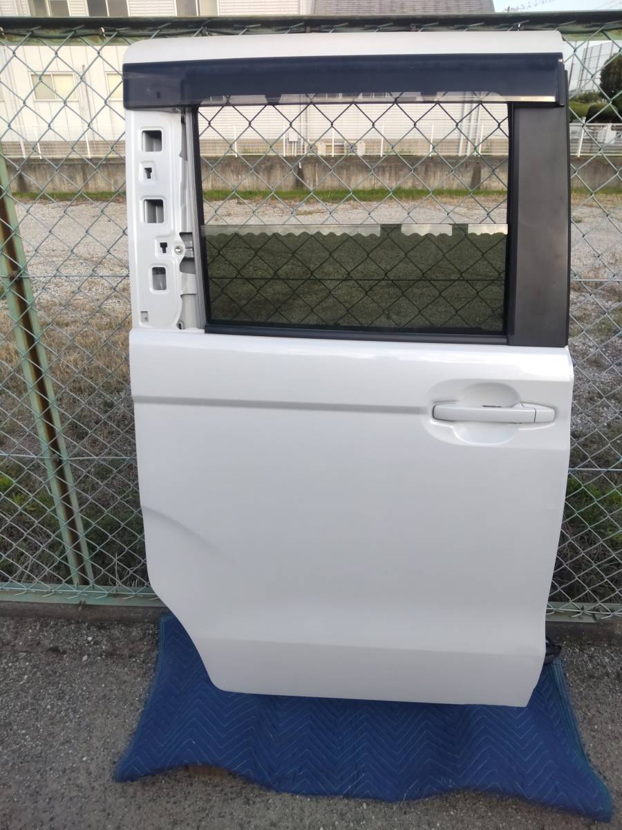  ホンダN-BOXカスタムJF3 JF4右スライドドア 良品(サイド)｜売買されたオークション情報、yahooの商品情報をアーカイブ公開 - オークファン ホンダ用