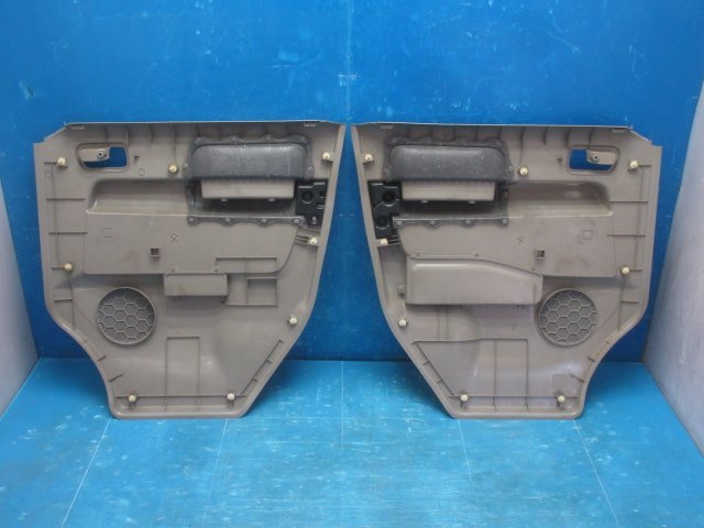 SZ62○DA64Wエブリィワゴン中期○フロントドア内張り左右○送料D