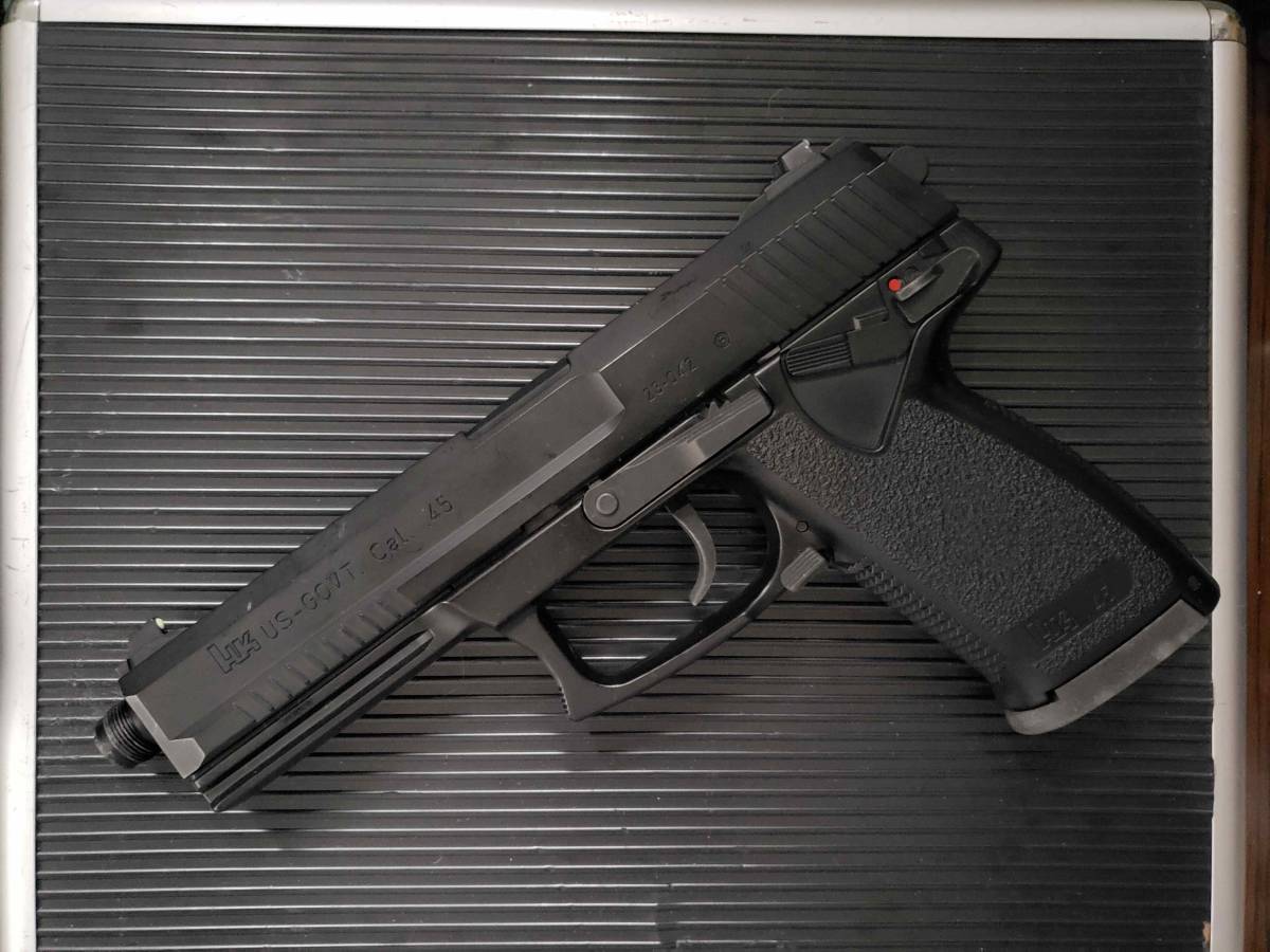 予備マガジン付！ガス漏れナシ】東京マルイ 固定スライドガスガン