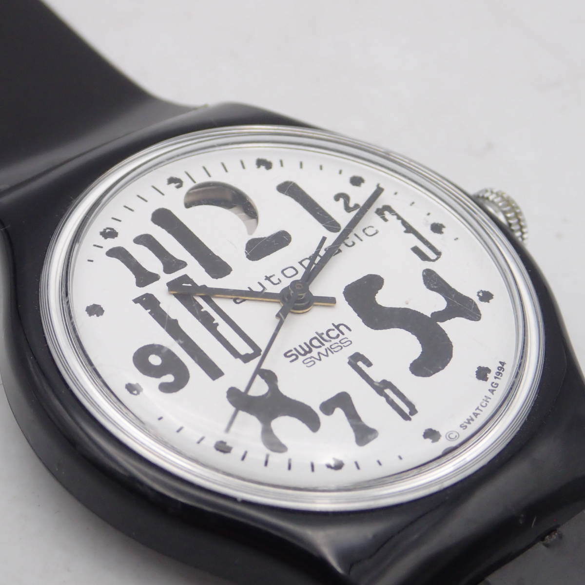 希少スウォッチ 自動巻き 23石 裏スケルトン 赤文字盤 腕時計 デイト