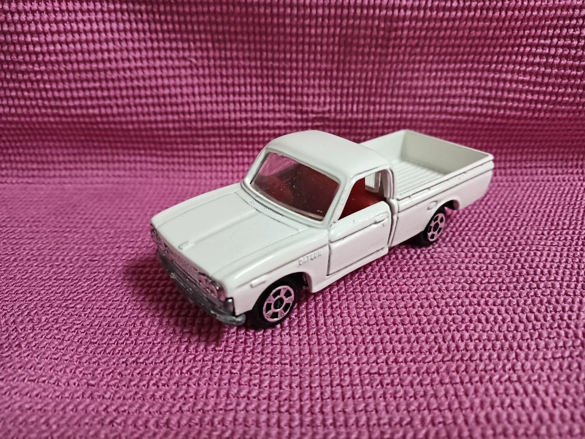 トミカ 香港製 黒箱 42 ダットサン1300トラック 試作品(商用車、公用車 