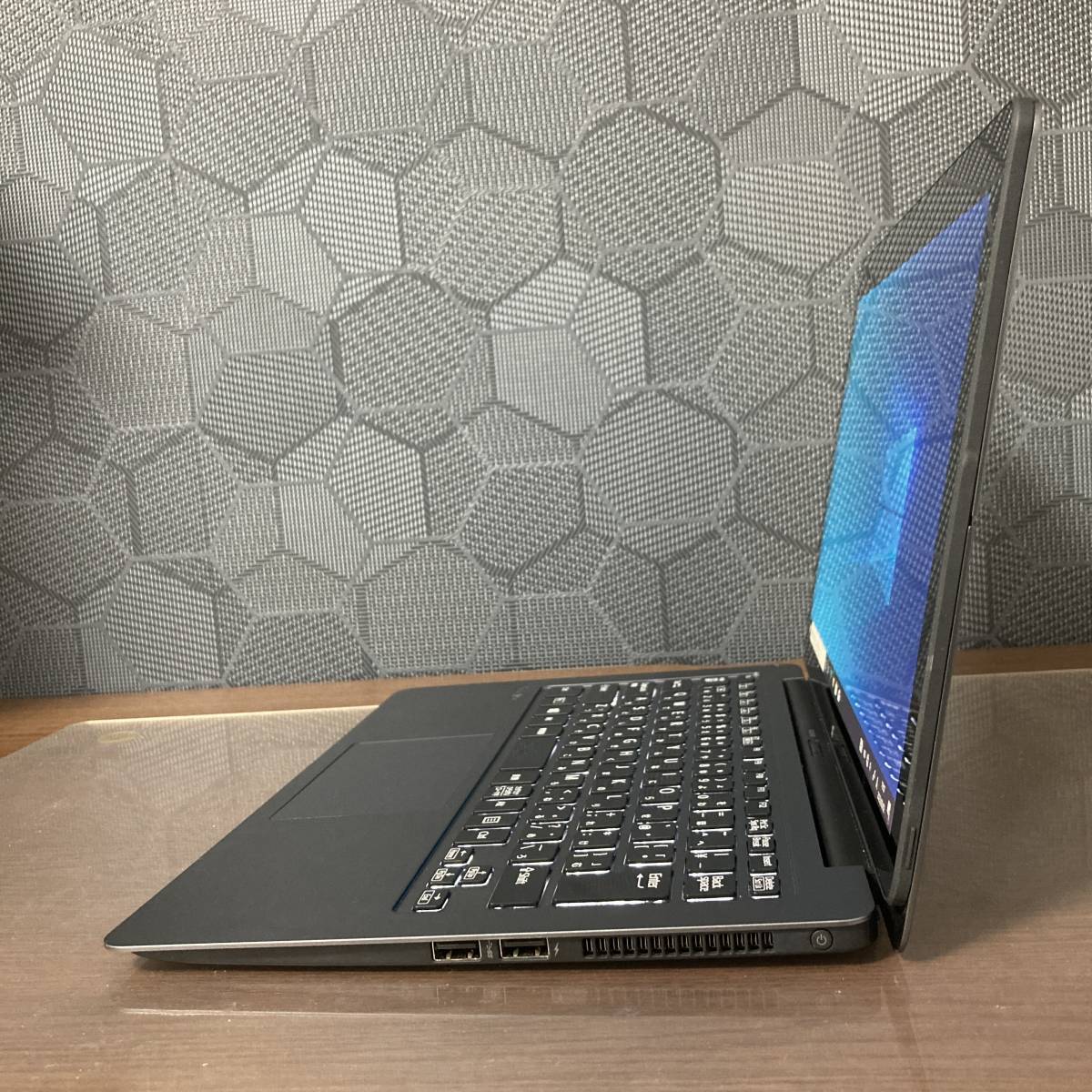 複数在庫あり】フラッグシップ VAIO Z くるりんぱタブレットPC クラム