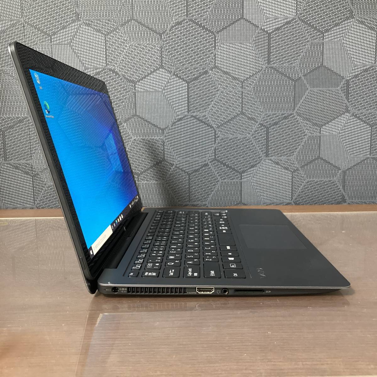 複数在庫あり】フラッグシップ VAIO Z くるりんぱタブレットPC クラム