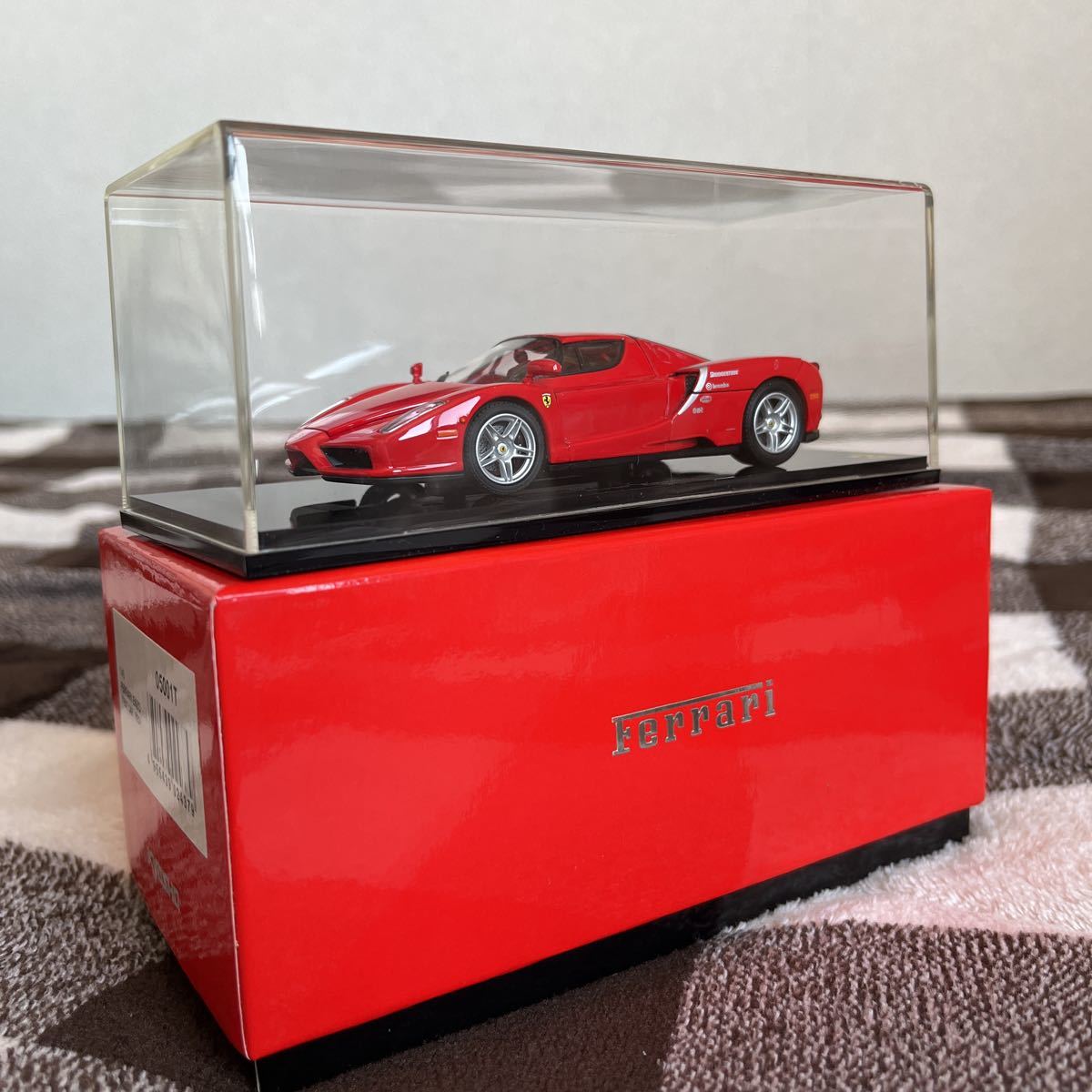 京商1/43 フェラーリ　エンツォ　テストカー　レッド　美品