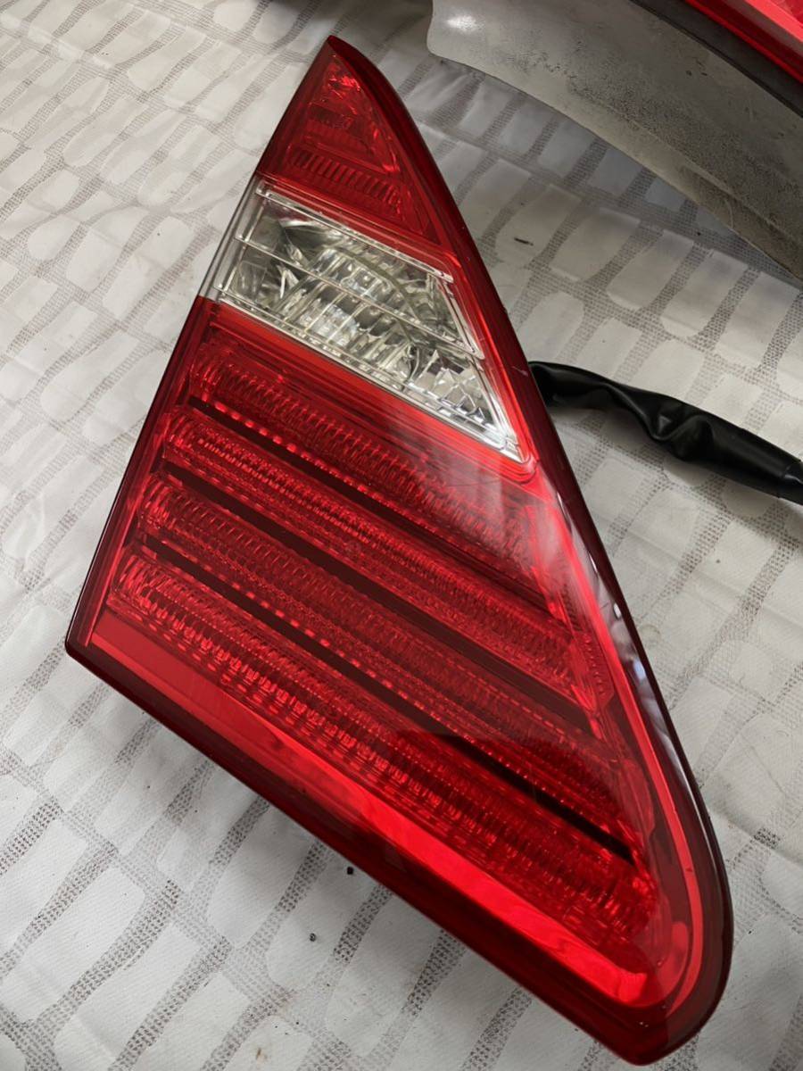 トヨタ セルシオCelsior テールライト　UCF30 31 後期　H16年 トヨタ セルシオCelsior テールライト UCF30 31 後期 H16年 トヨタ