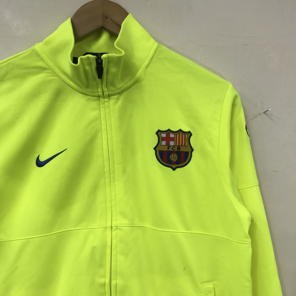 A1481-G◇良品◇nike ナイキ パーカー◇sizeL ワンポイント イエロー  