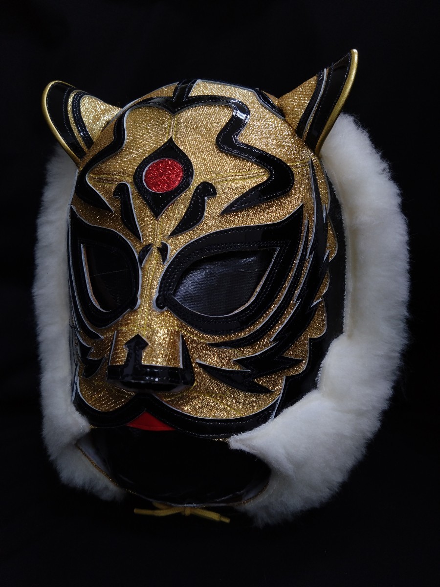 Amazon.co.jp: [Maskedmania] 【プロレスマスク】猛虎 伝説の虎 セミ