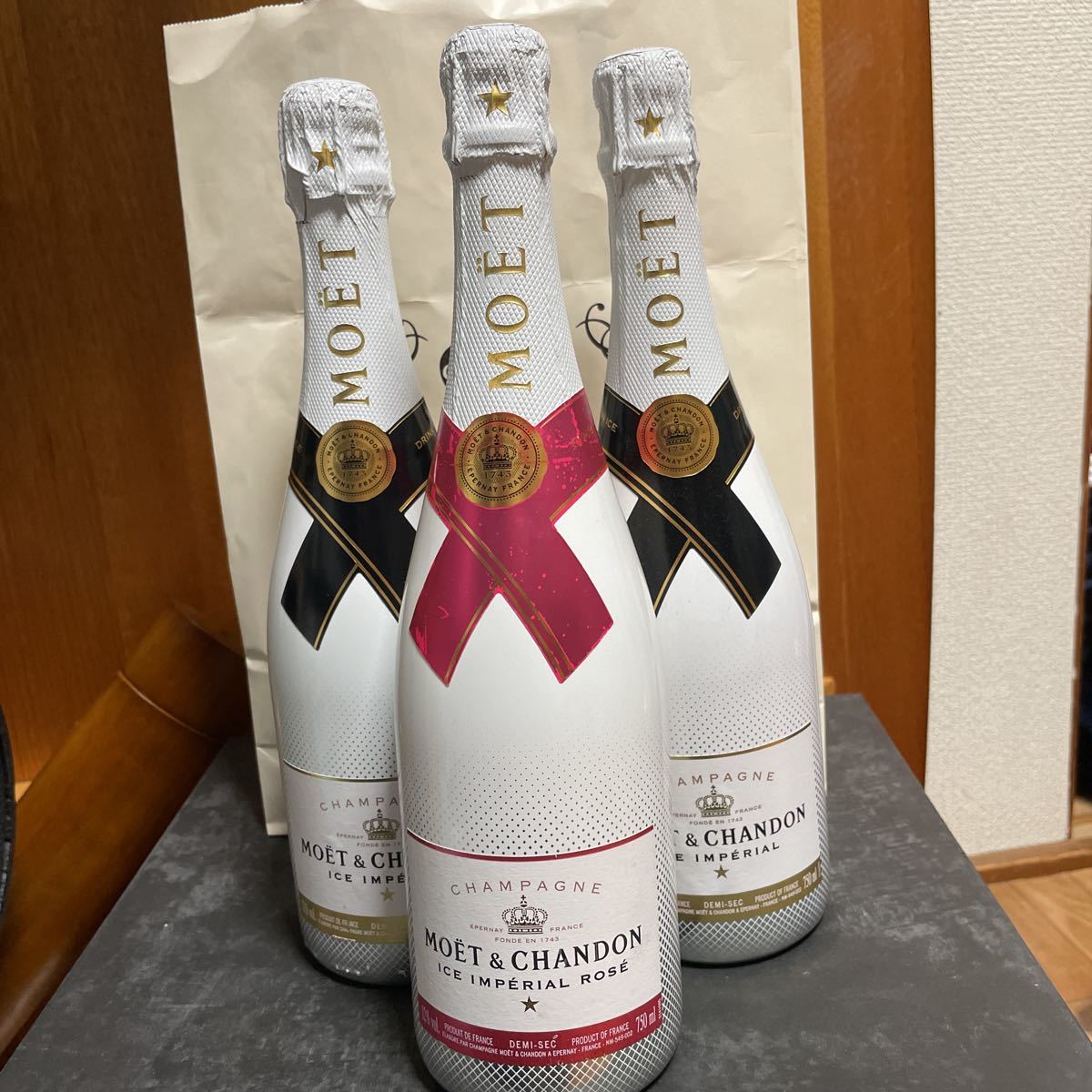 モエ・エ・シャンドン MOET&CHANDON ICE IMPERIAL アイスアンペリアル　ロゼ 格安出品　3本まとめ売り　750ml