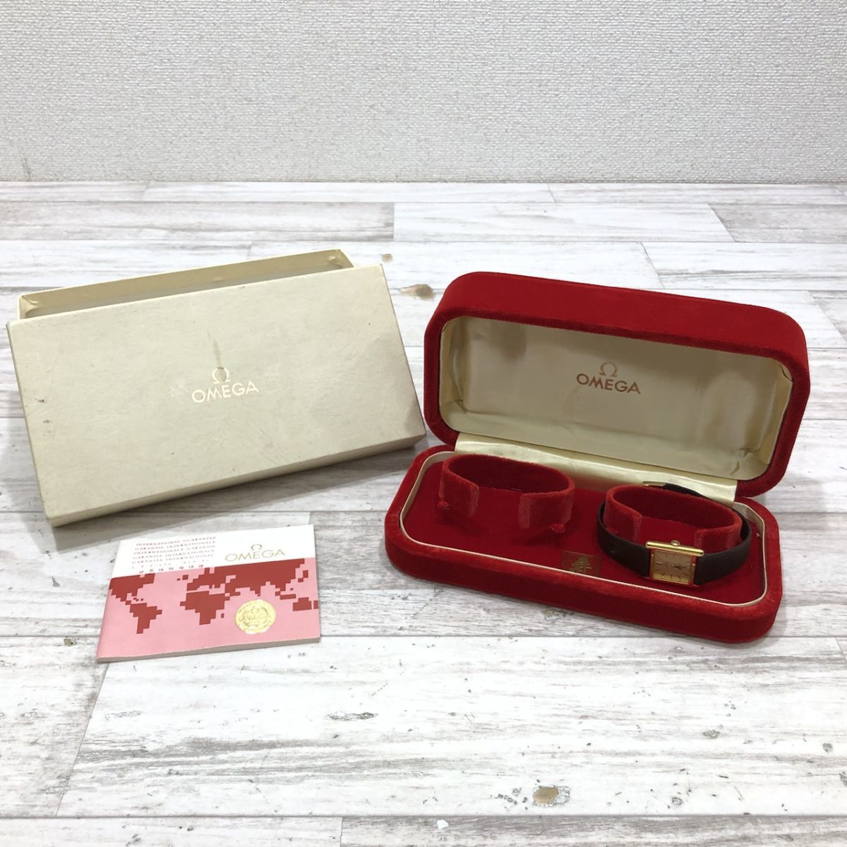 オメガ 0 デビル OMEGA 自動巻き GP VILLE DE デ・ヴィル Cal.711 革 
