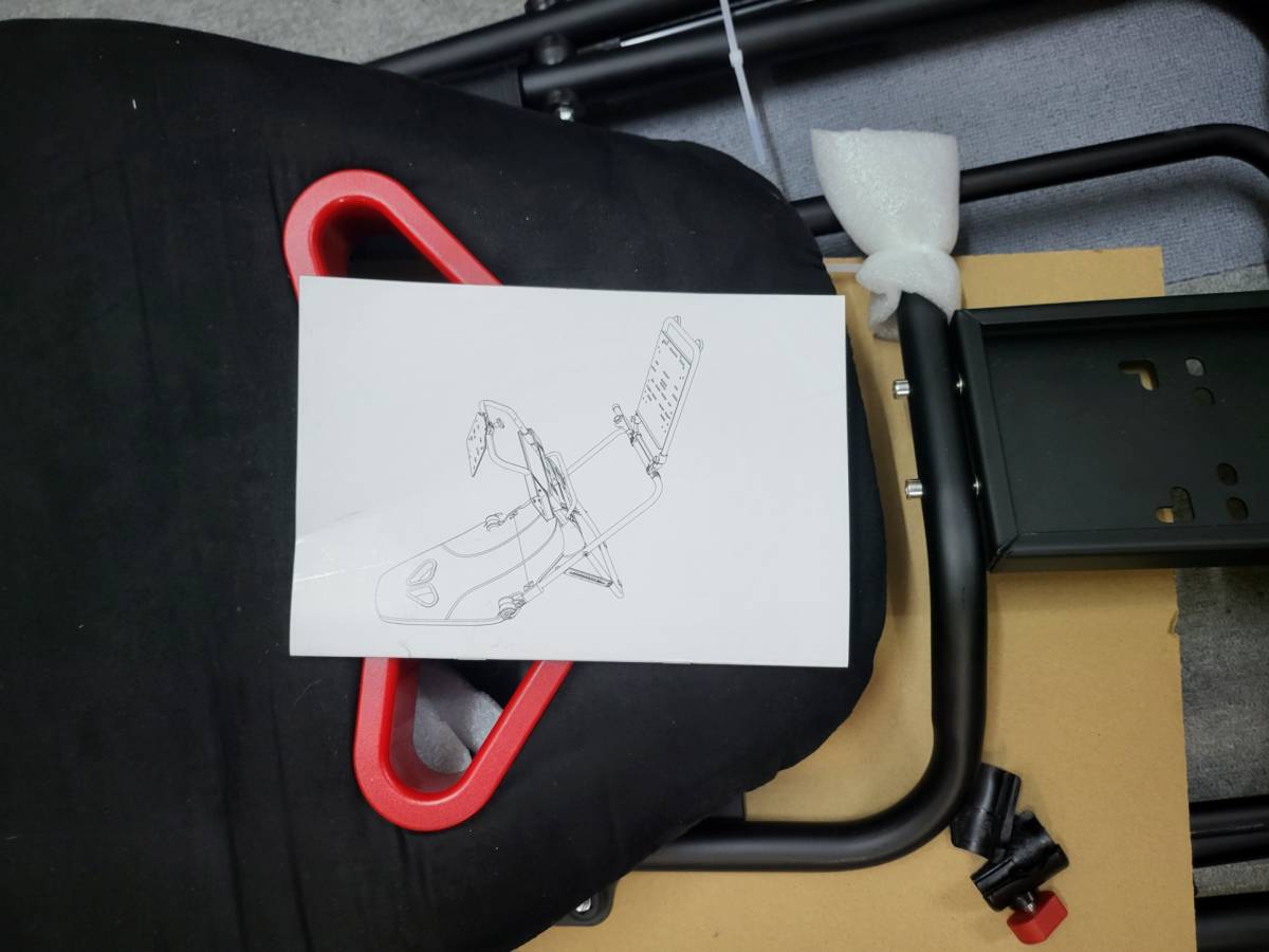 DIWANGUS Racing Wheel Stand レーシングコックピット プレイシート 
