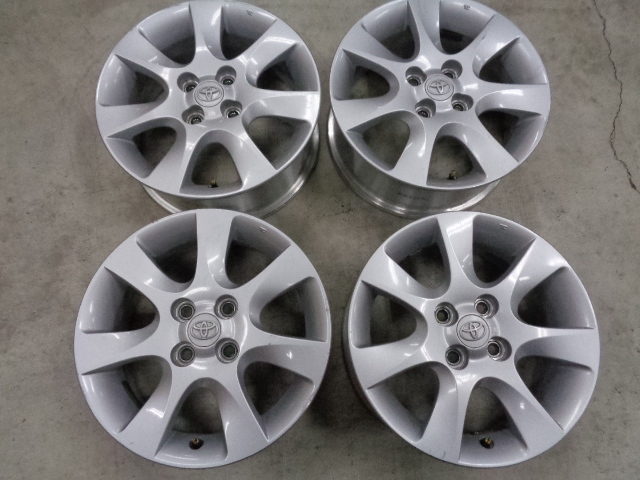 トヨタ　パッソセッテ　純正15インチホイール【４本セット】