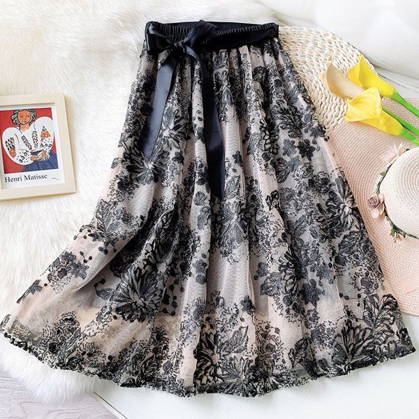 花とスパンコール刺繍のチュール2枚重ねスカート ウエスト総ゴム フリーサイズ リボンベルト付 丈72cm