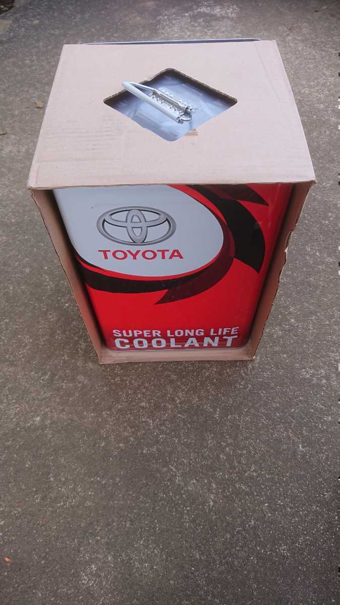トヨタ純正 スーパーロングライフクーラント スーパーLLC 格安出品