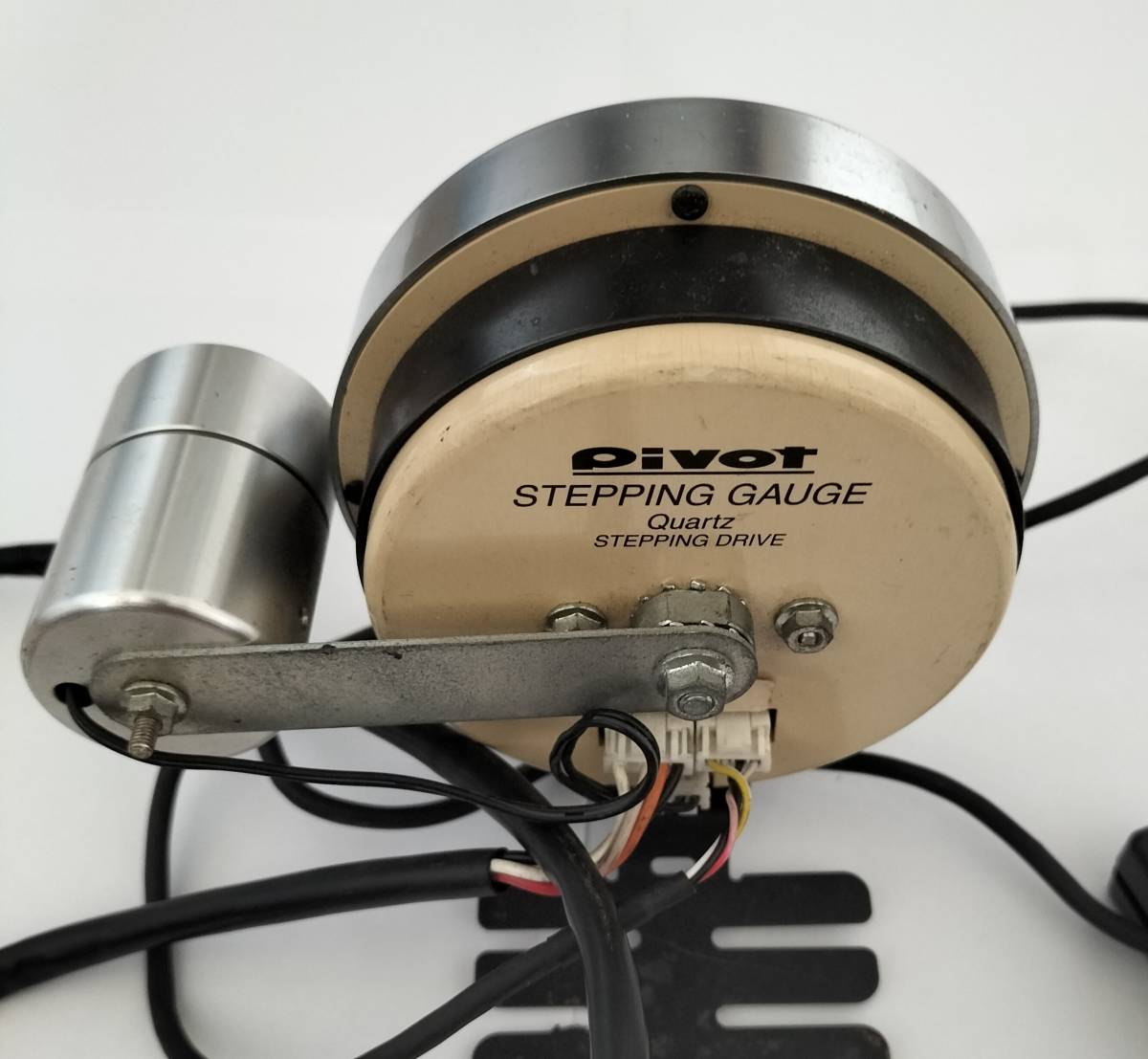 PIVOT STEPPING GAUGE タコメーター SGT-F1⁄F1G のパーツレビュー