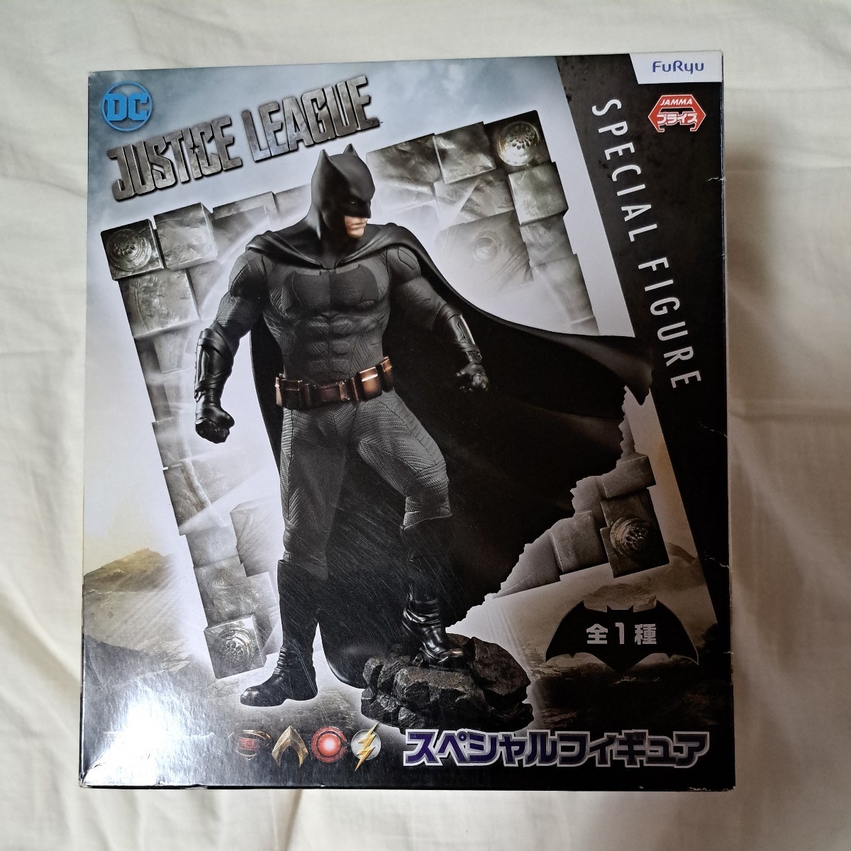 ジャスティス・リーグ スペシャルフィギュア バットマン 【公式通販】