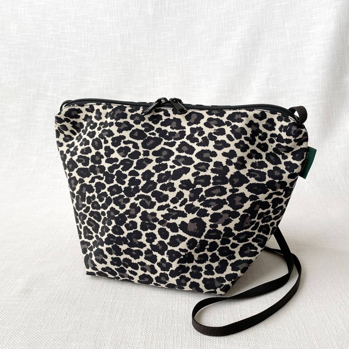 ■1円〜 ＜美品・別注!!＞■Herve Chapelier エルベシャプリエ×グリーンレーベル ビッグポシェット 大きめ お洒落 パンサーブラン