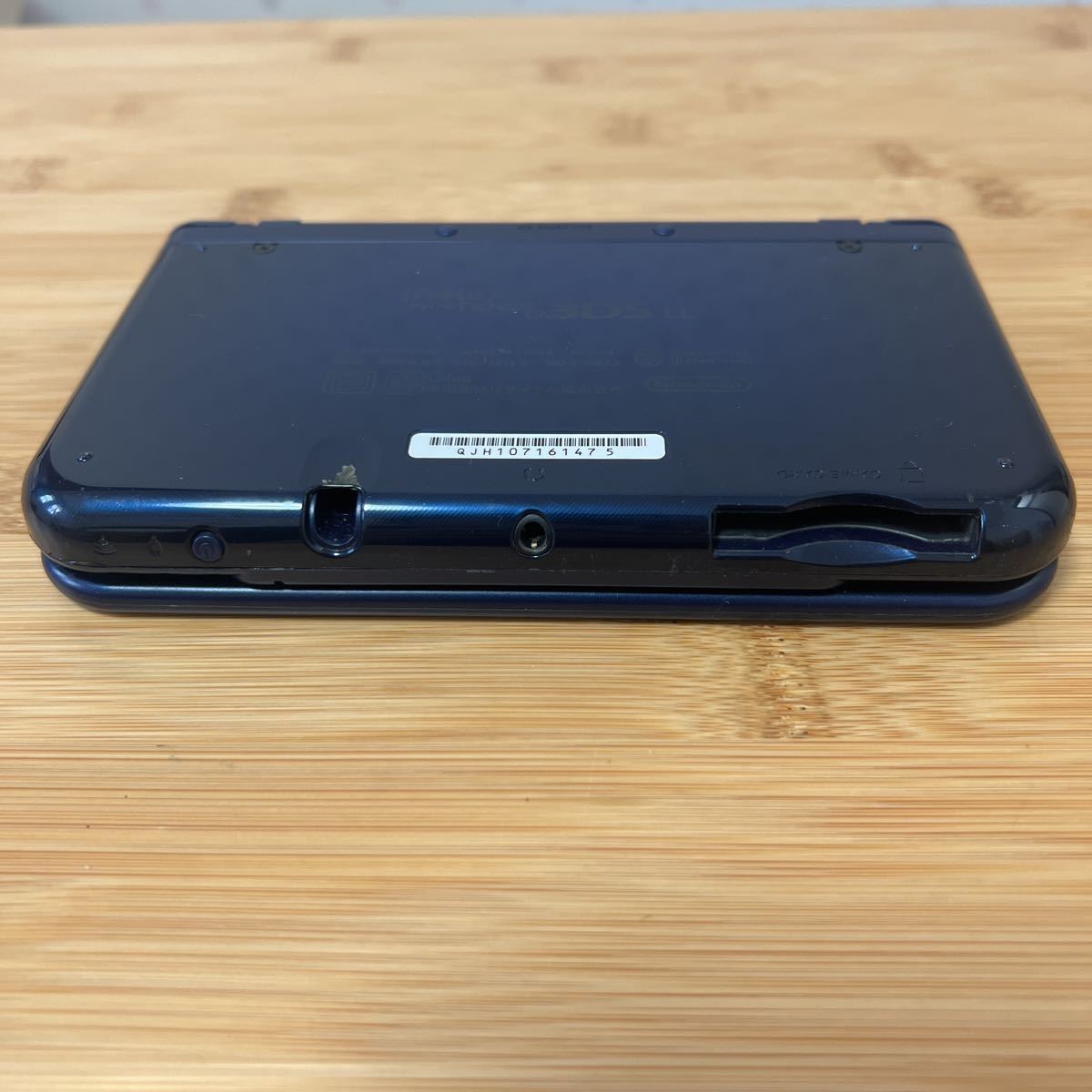 充電器付き】New Nintendo 3DS LL RED-001 任天堂 メタリックブルー 