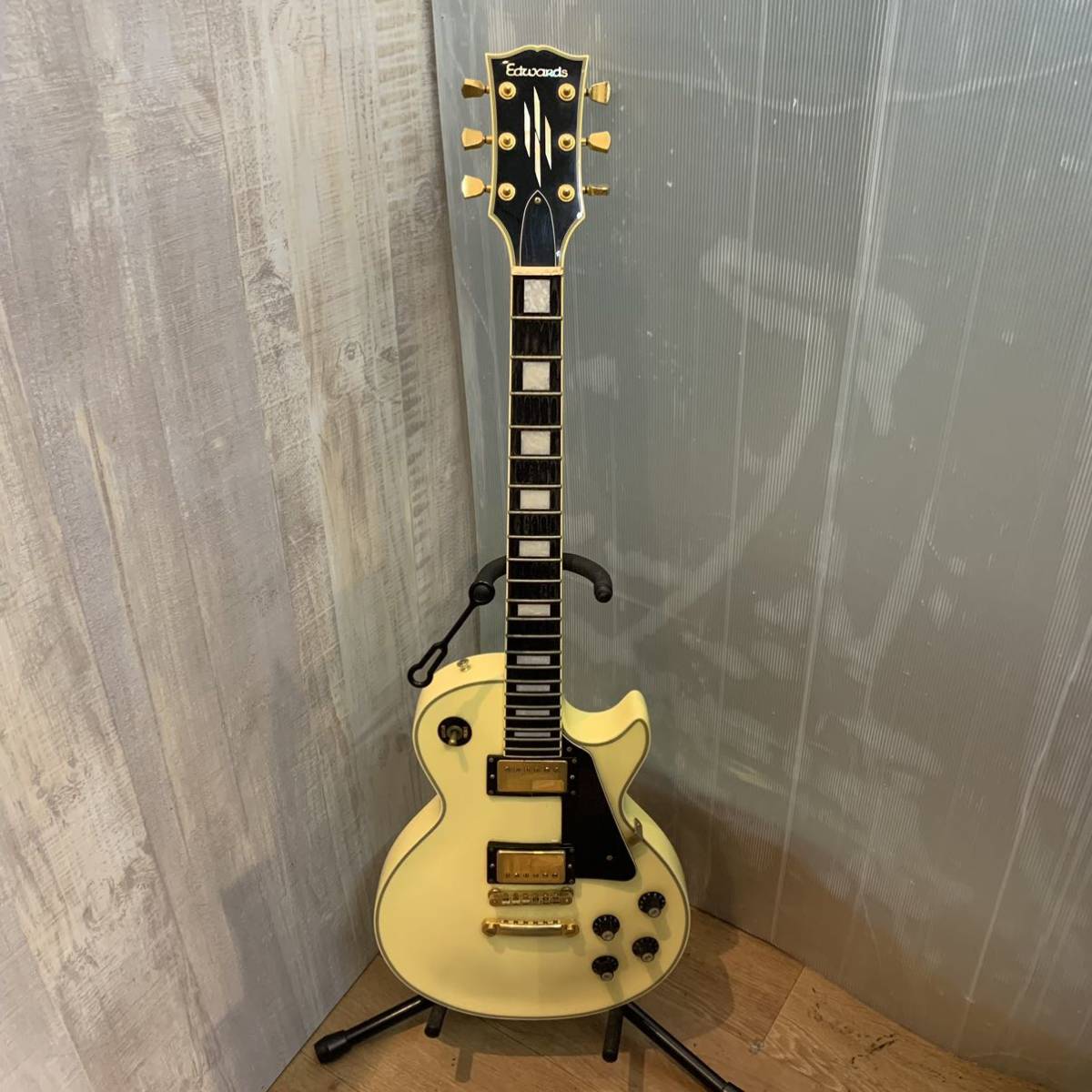 EDWARDS レスポール エレキギター ソフトケース付き 弦なし 音出し未確認