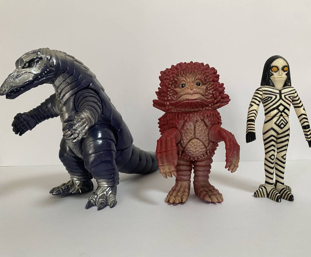 パワードモンスターシリーズ バンダイ ウルトラマンパワード ソフビ