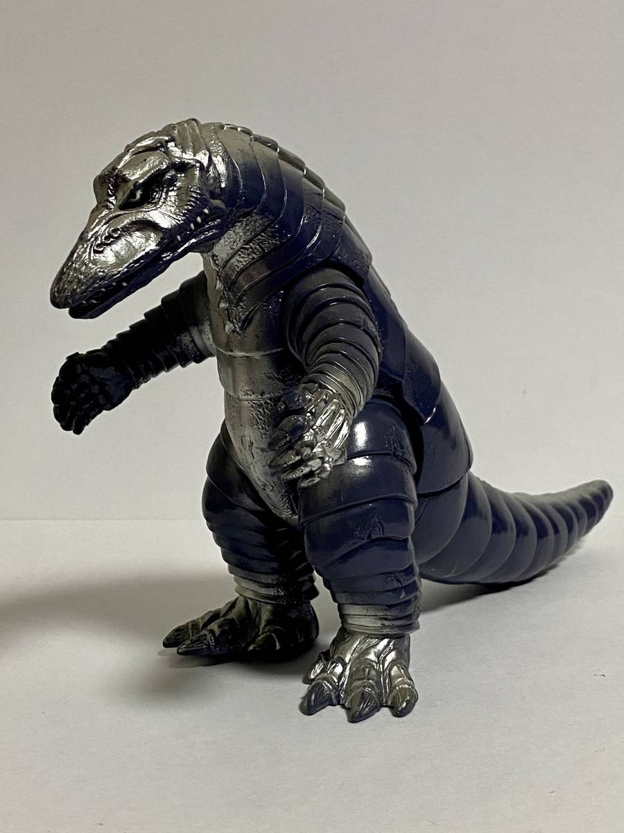 パワードモンスターシリーズ バンダイ ウルトラマンパワード ソフビ