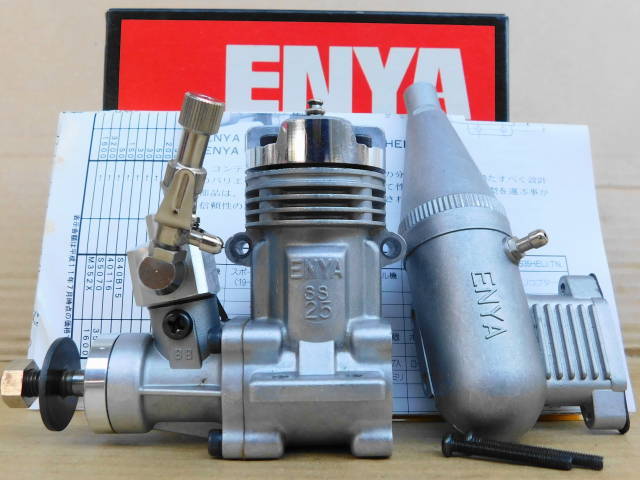 ☆8.ENYA・SS25BB・慣らし運転後数回飛行