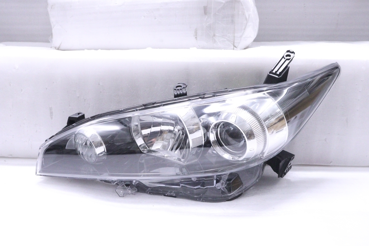 34-2002★後期 HID ZGE20W ウィッシュ★左ヘッドライト ICHIKOH 68-16 打刻:2 ユニット スモークメッキ 純正★トヨタ (YM)