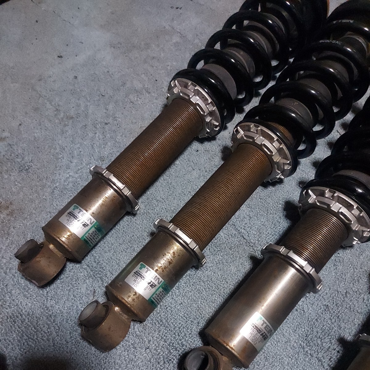 スカイライン タイプM HCR32 HR32 TEIN 車高調 ドリフトスペックHE 