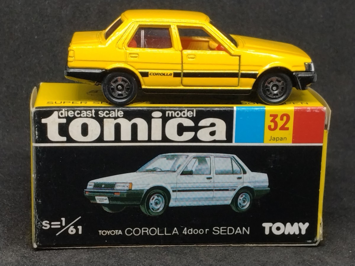 トミカ 32 日本製 トヨタ カローラ 4ドア セダン 黄色 イエロー 楽しい