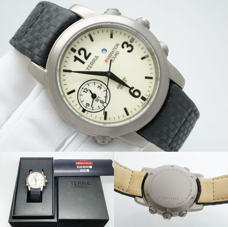 E8●箱付 RICOH ELEMEX リコーエレメックス TERRA 蓄光文字盤 TITANIUM チタン製 メンズ腕時計 シルバー お洒落 クォーツ