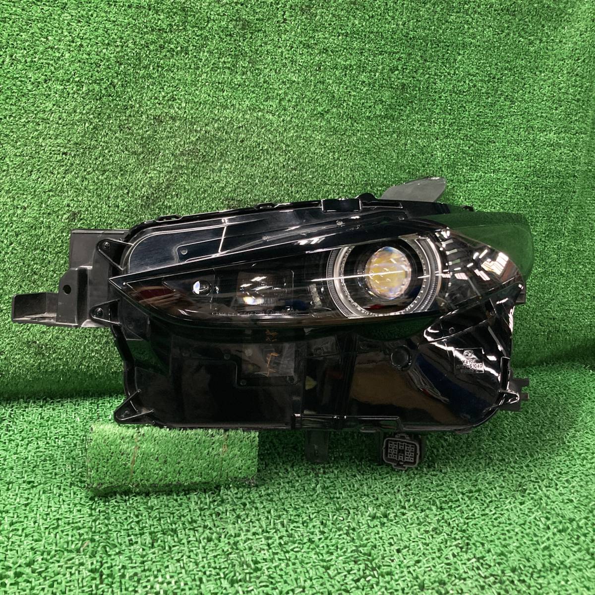 ★☆CX-30 DMEP 左 ヘッドライト ヘッドランプ STANLEY W5546 LED D41V-51-040A DFR7-67890 未テスト ジャンク （A0717）☆★