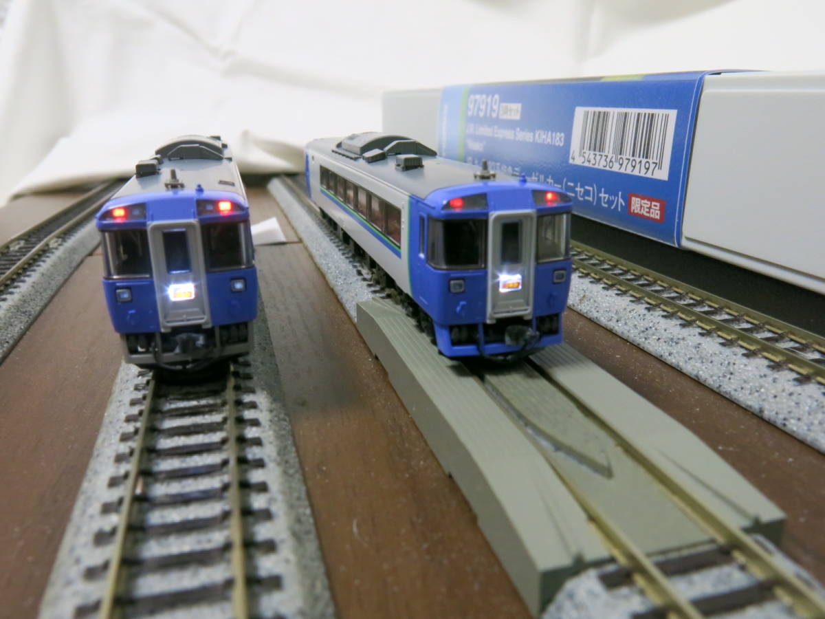 TOMIX JRキハ183系特急ディーゼルカー（ニセコ）３両セット TOMIX JR 限定品