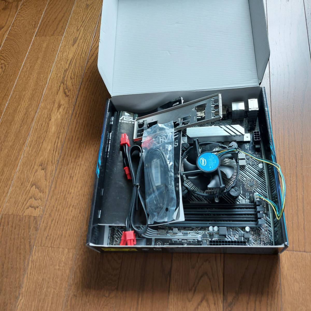 CPU core i5 10400 2.90GHZ と マザーボード（ASUS PRIME H470M-PLUS
