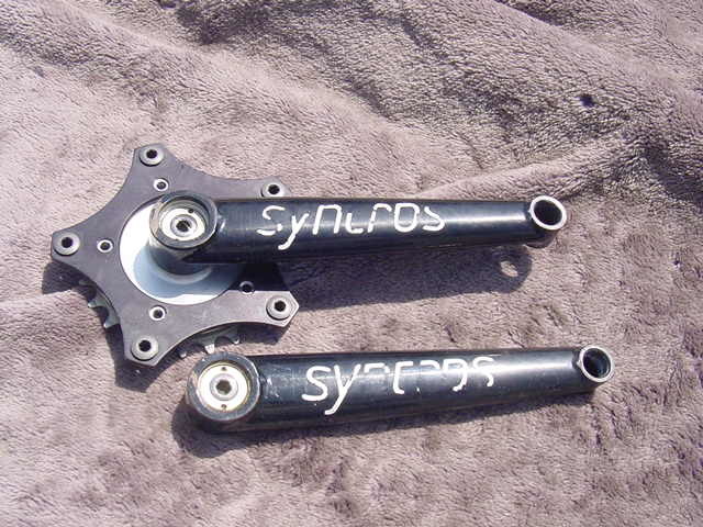 SYNCROS REVOLUTION シンクロス クランク ブルーラグ MTB SYNCROS