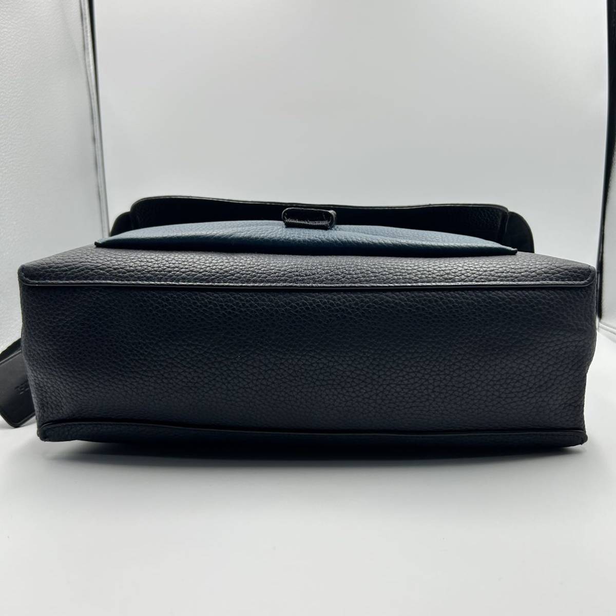極美品』COACH コーチ ショルダーバッグ 斜めがけ レザー ブラック 黒 