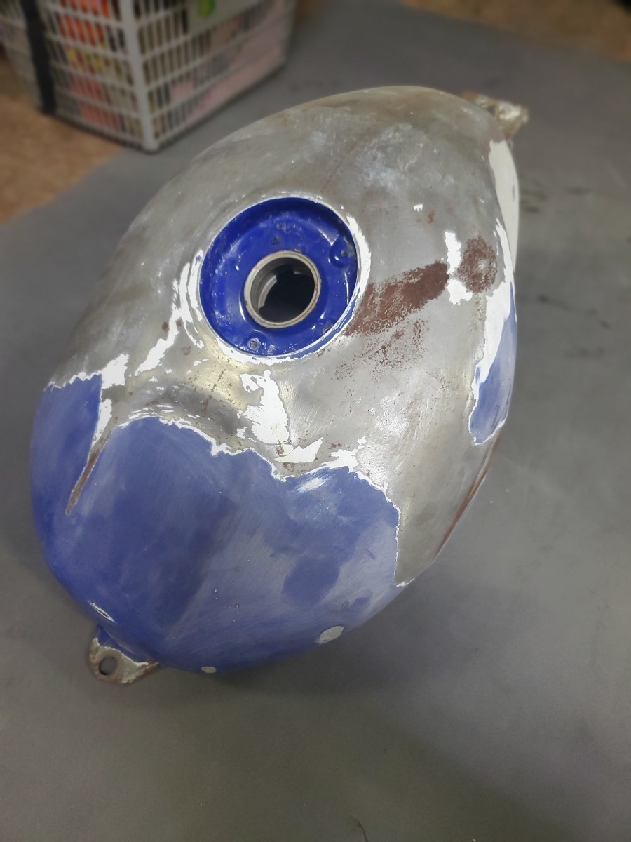 ホンダ　NSR250　MC28　ガソリンタンク　塗装ベース