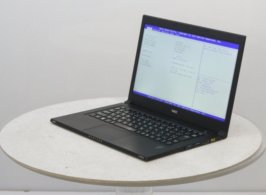 NEC PC-LZ750SSB LaVie LZ750/S　Core i7 4510U 2.00GHz 4GB 256GB(SSD)■1週間保証