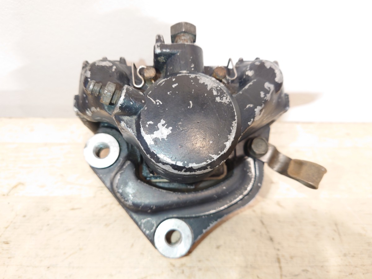 ＣＢ７５０Ｋ３～中古キャリパー右Ｗディスク用ＴＯＫＩＣＯ８番　ブレーキキャリパー CB750K RC01 純正 フロント ブレーキキャリパー TOKICO ダブルディスク