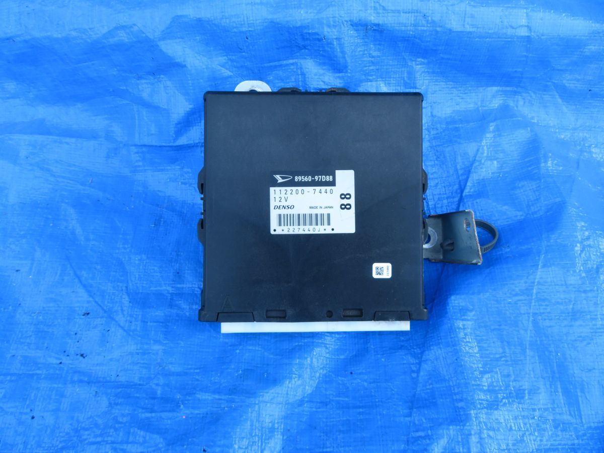 8　 ハイゼット トラック S200P S210P 純正 エンジンコンピューター 89560-97D88 112200-7440 送料520円
