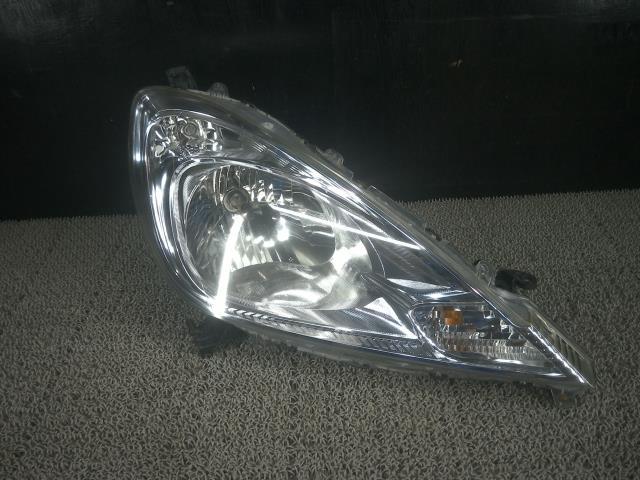 ☆フィット GE6 右ヘッドランプ ハロゲン スタンレー P9603 33100-TF0-J51