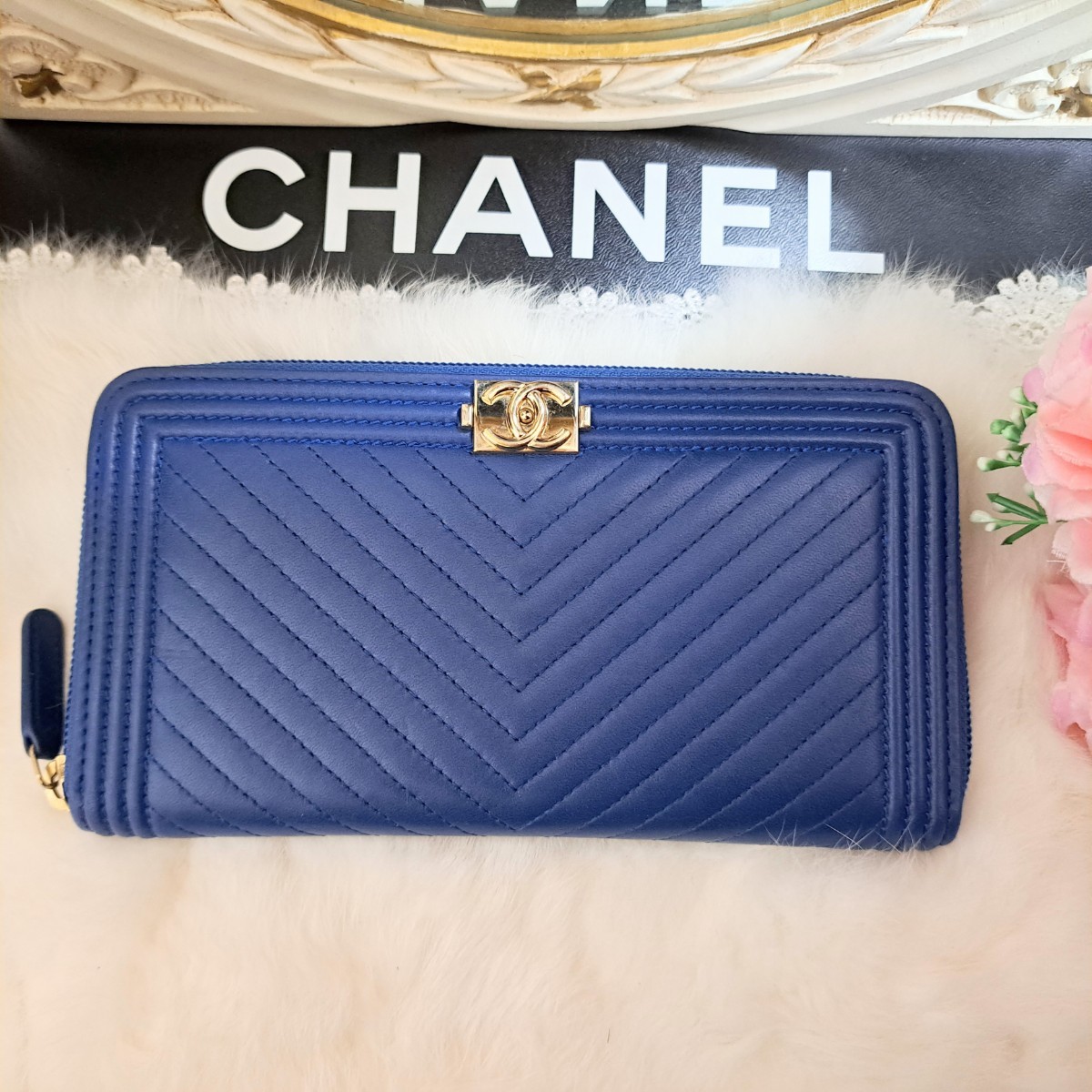 CHANEL ボーイシャネル ラウンドファスナー長財布 ゴールド CHANEL 長財布 ボーイシャネル ラウンドファスナー Vステッチ ゴールド
