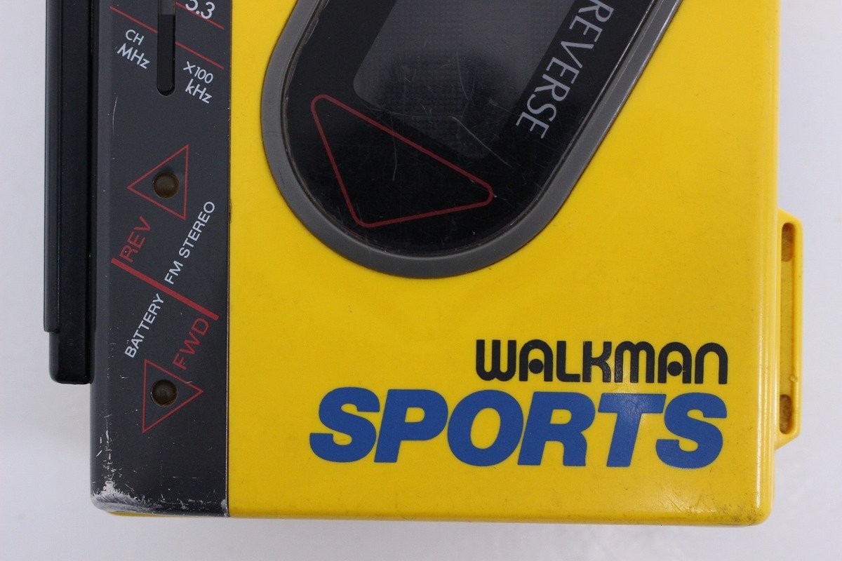 Sony sports ソニースポーツカセットウォークマン WM-F75ジャンク