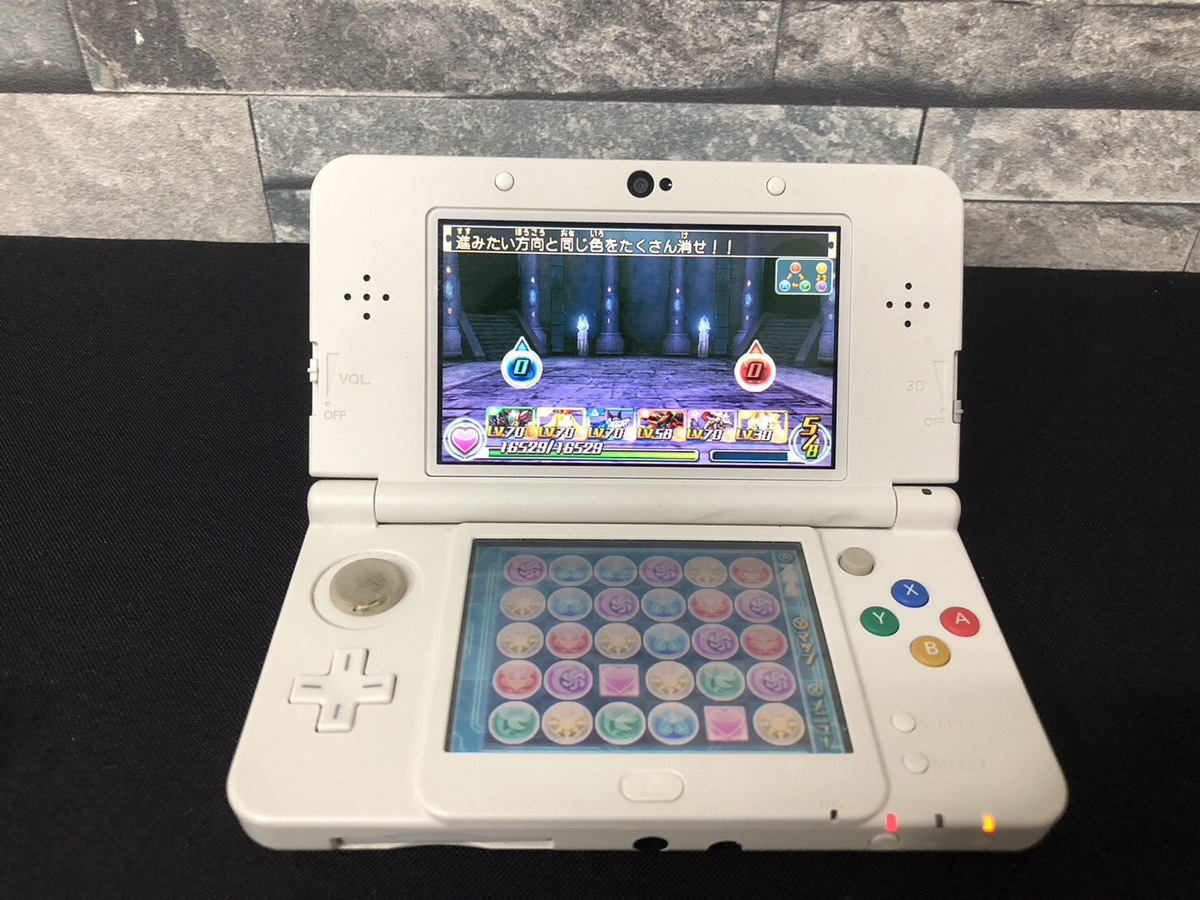 ☆まとめてお買い得☆Newニンテンドー 3DS 本体 KTR-010＋ゲームソフト  
