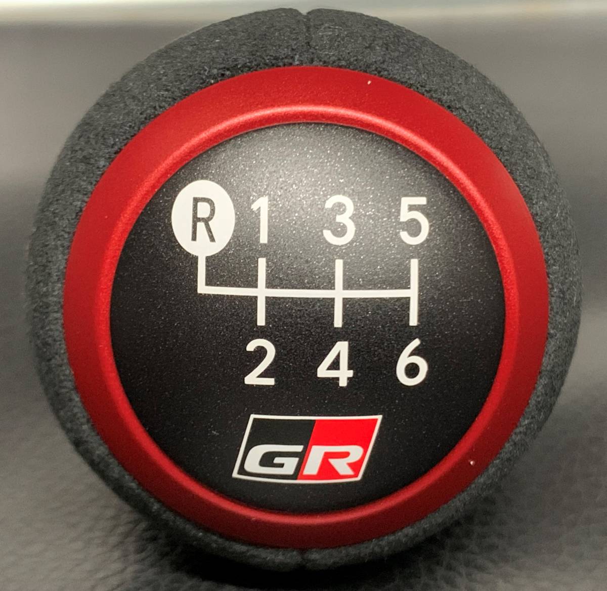 即納【トヨタ純正［GR 軽量6速シフトノブ］ウルトラスエード】工具不要